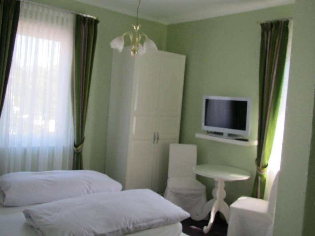 Hotel Alleeschloesschen Bad Wildungen Extérieur photo